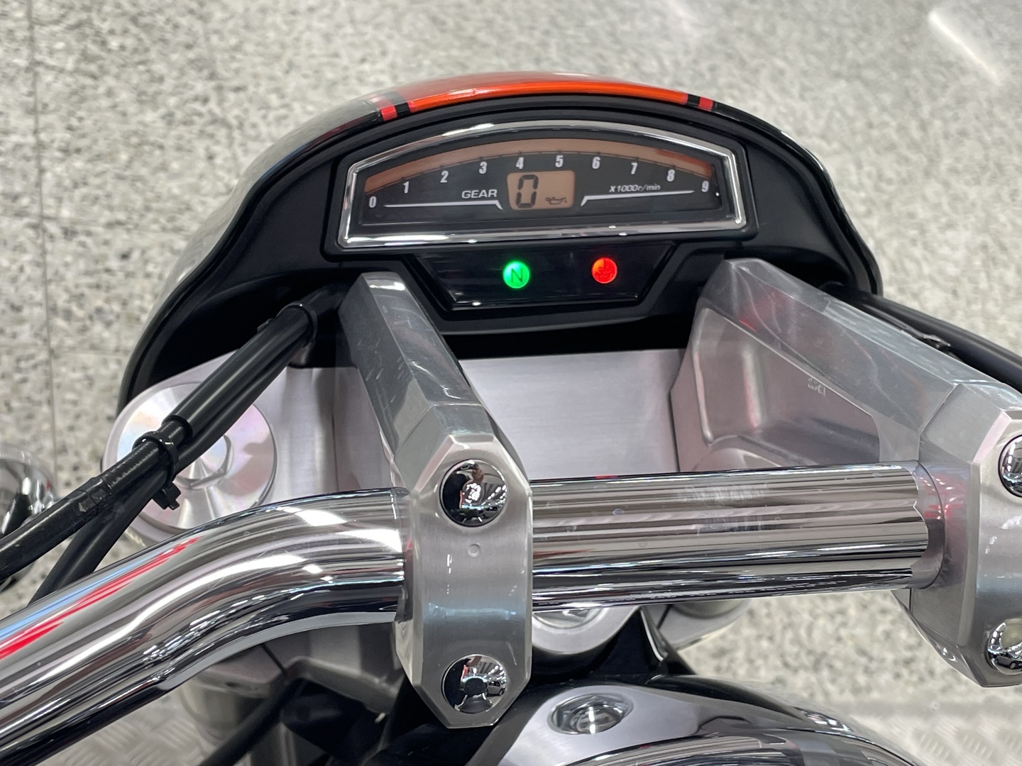 SUZUKI Intruder 2012