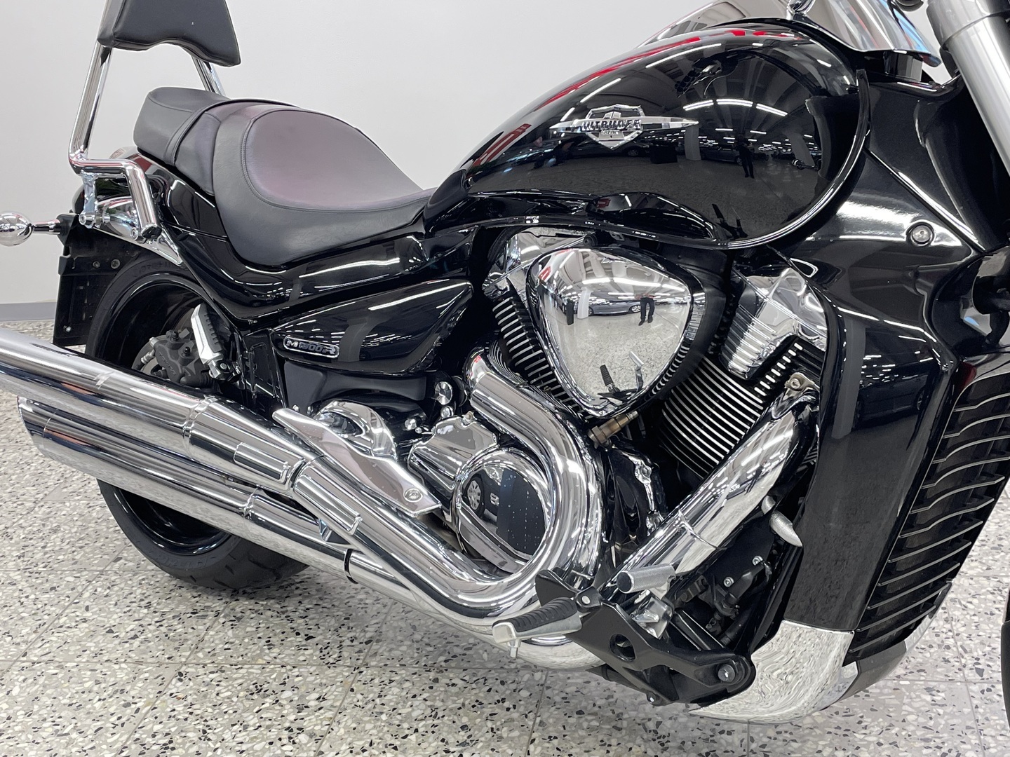 SUZUKI Intruder 2012