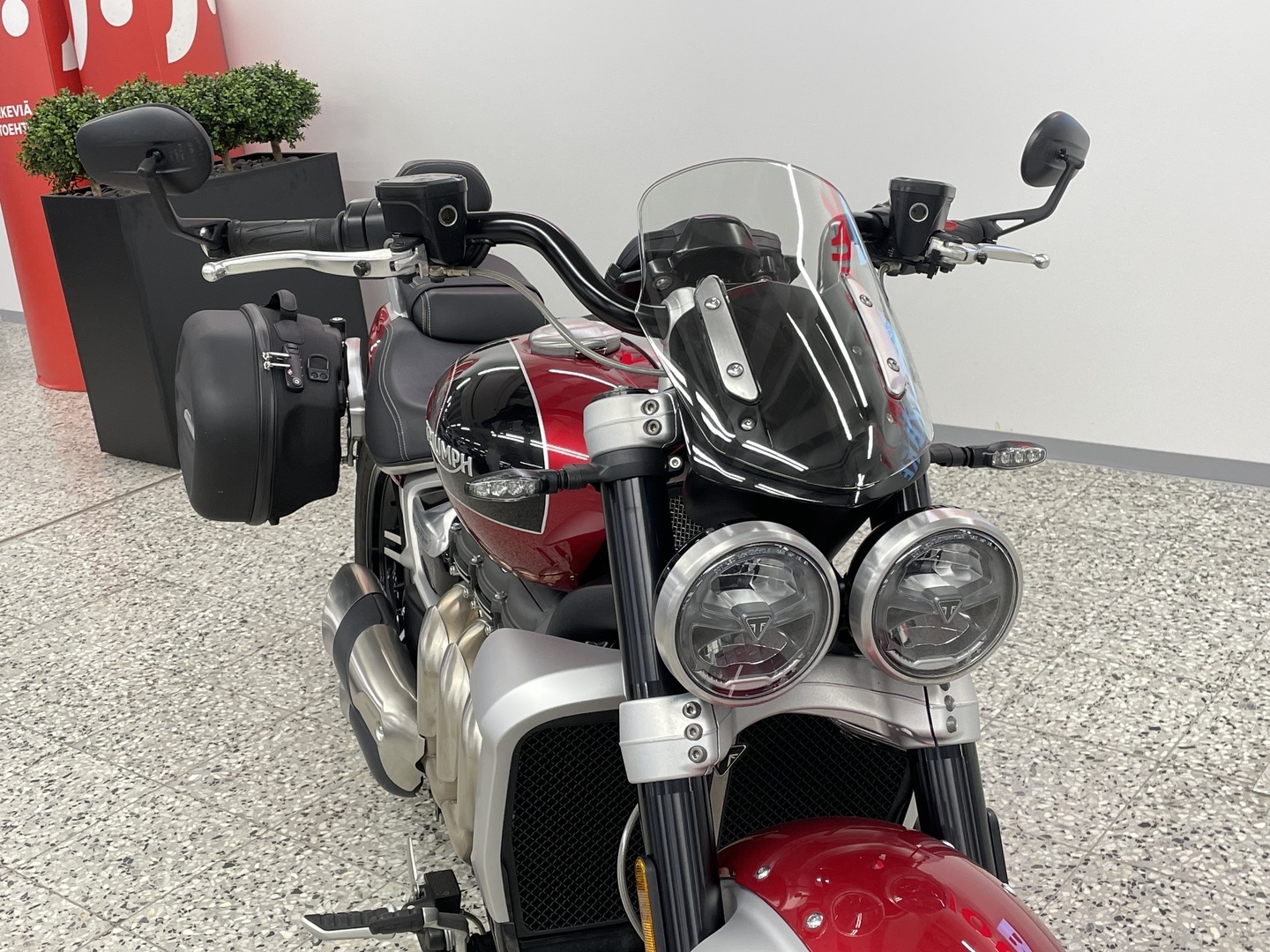 TRIUMPH ROCKET III 2024