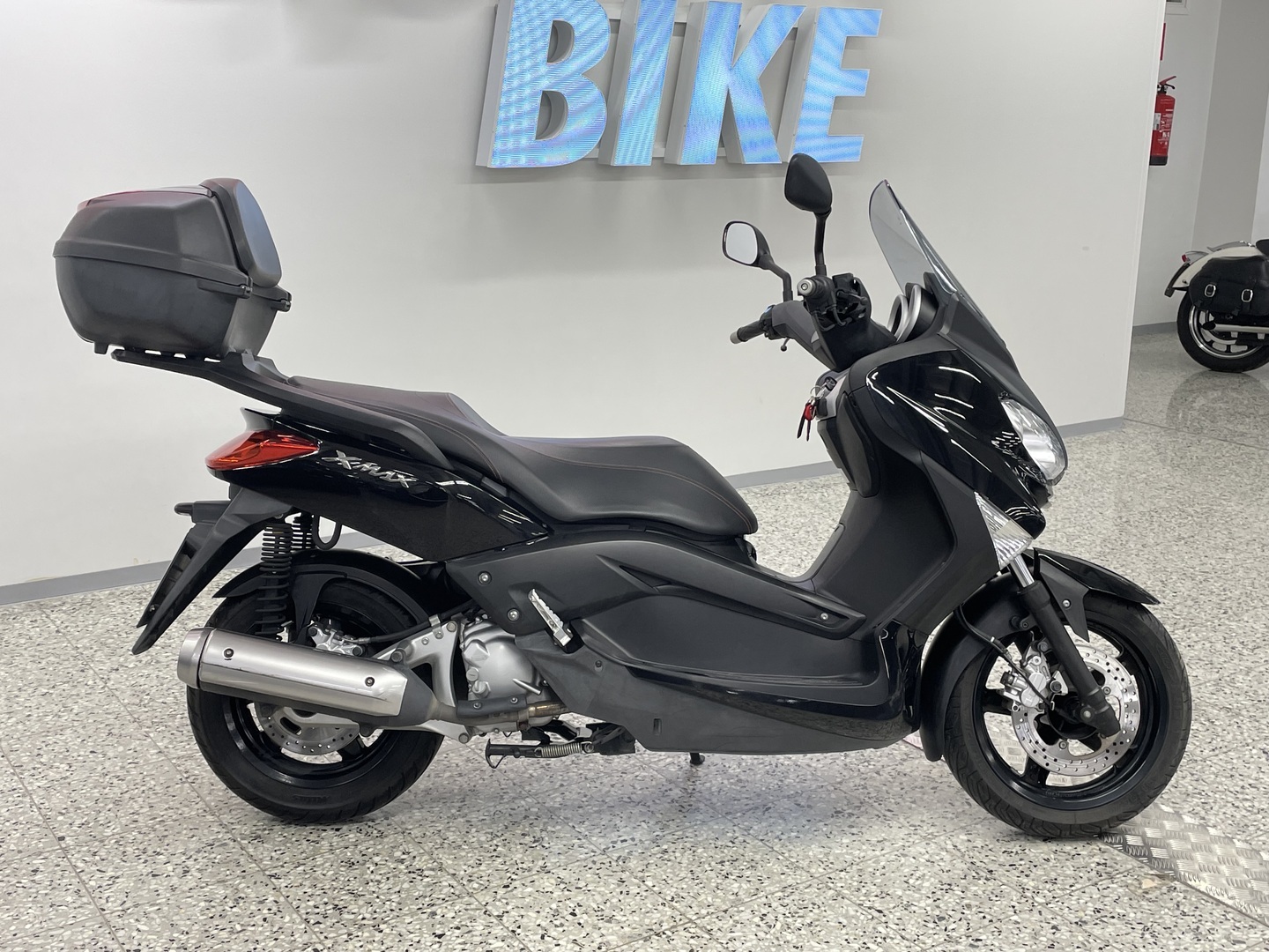 YAMAHA X-MAX 2012