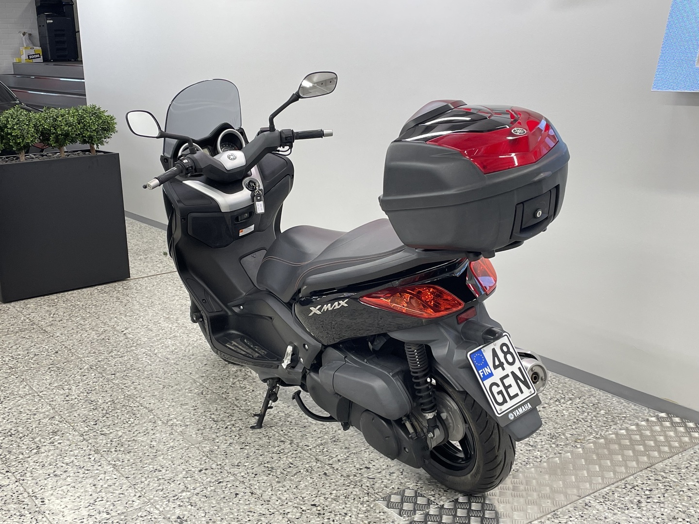 YAMAHA X-MAX 2012