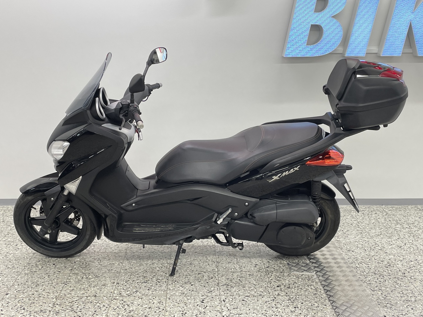 YAMAHA X-MAX 2012