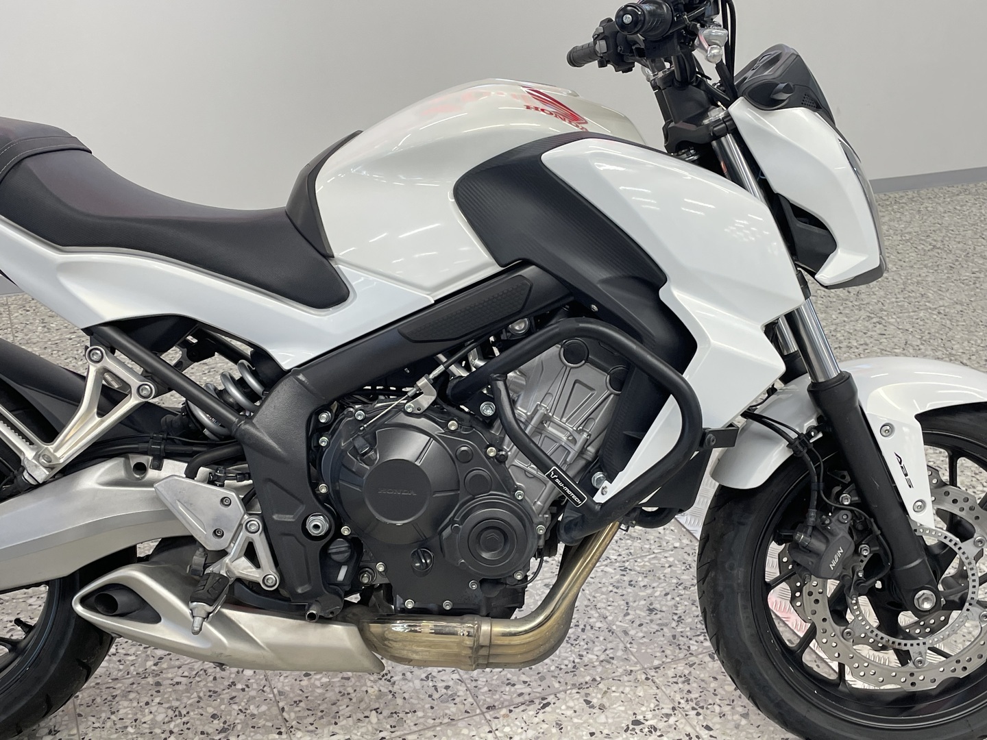 HONDA CB 2015