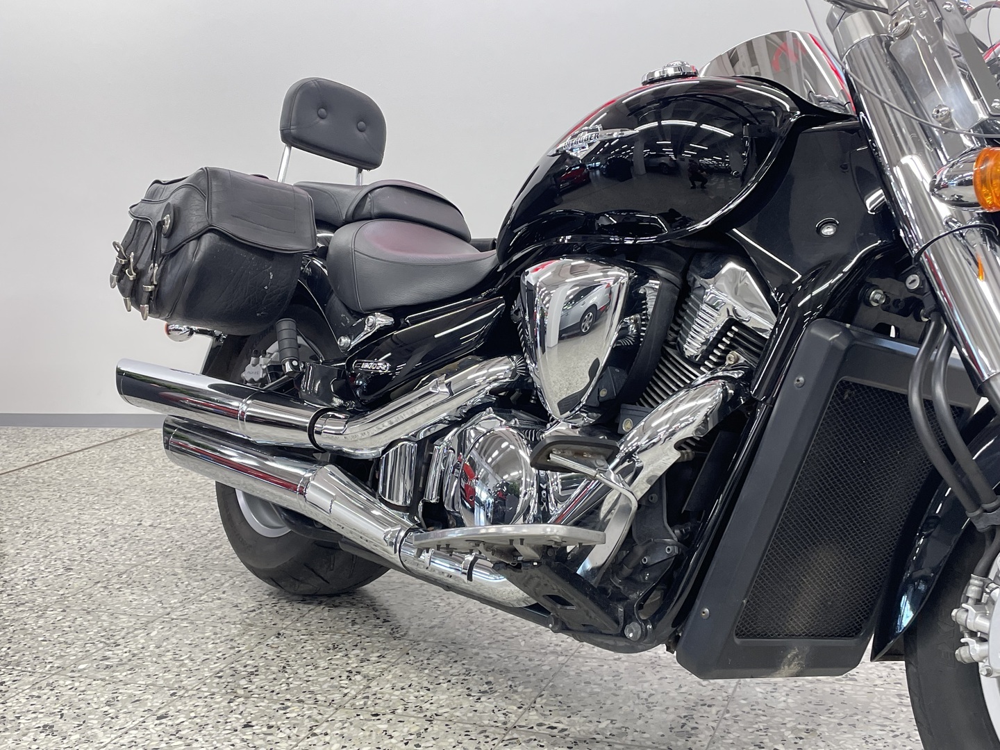 SUZUKI INTRUDER 2013