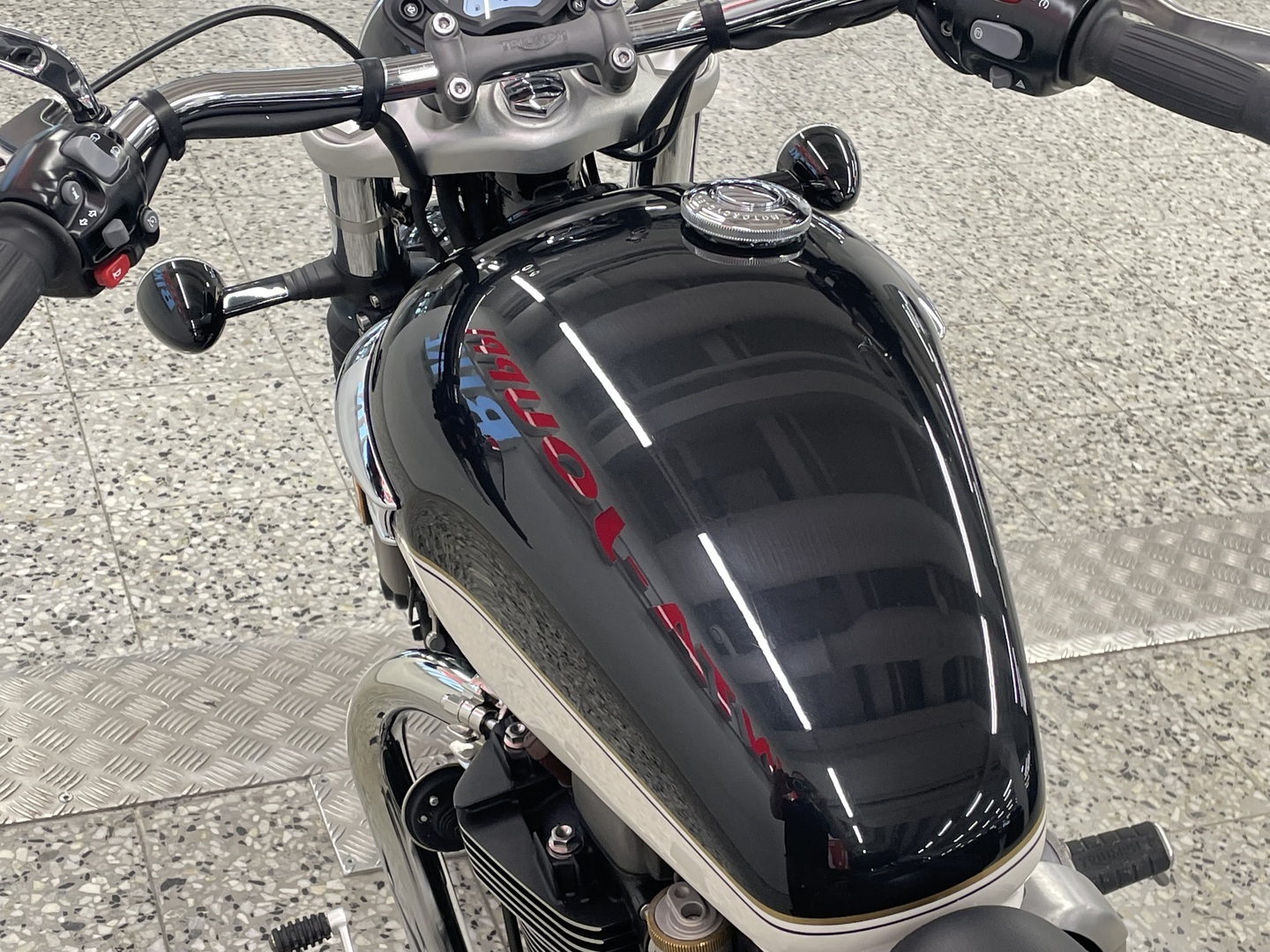 TRIUMPH SPEEDMASTER 2022