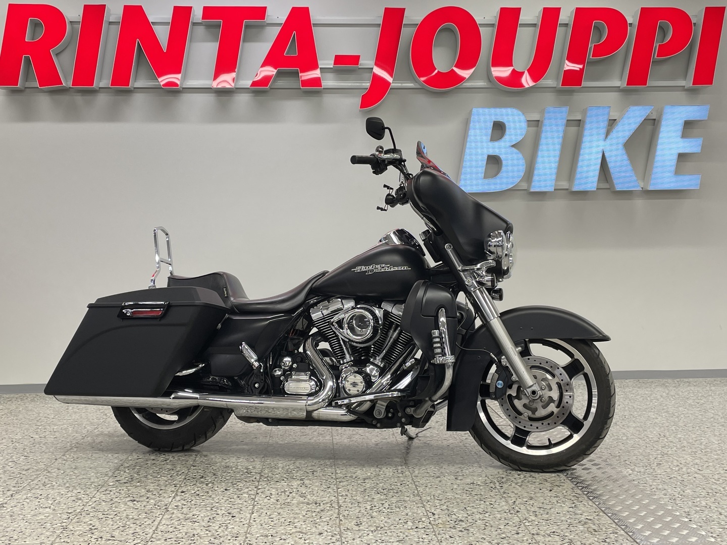 HARLEY-DAVIDSON TOURING 2011