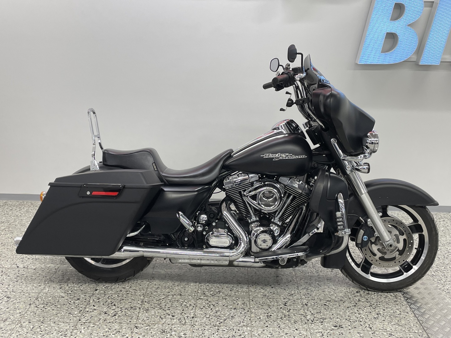 HARLEY-DAVIDSON TOURING 2011