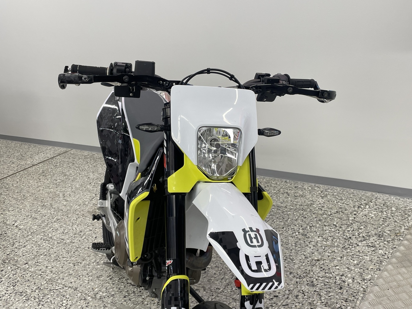 HUSQVARNA 701 2021