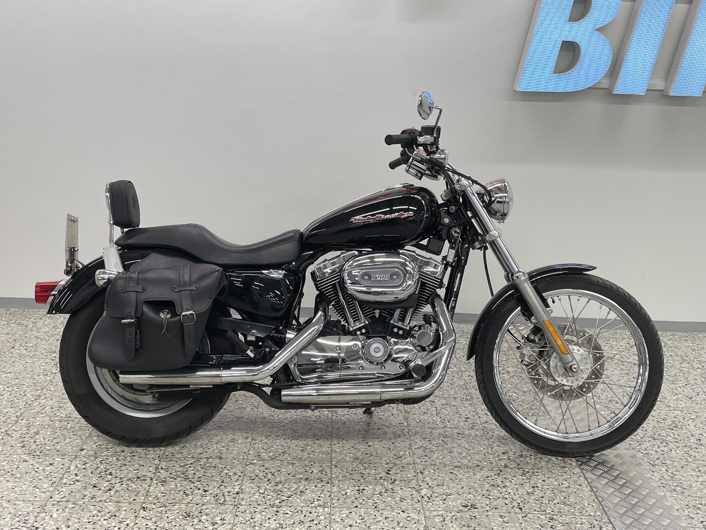 HARLEY-DAVIDSON SPORTSTER 2005
