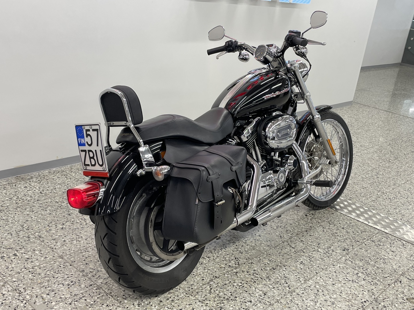 HARLEY-DAVIDSON SPORTSTER 2005
