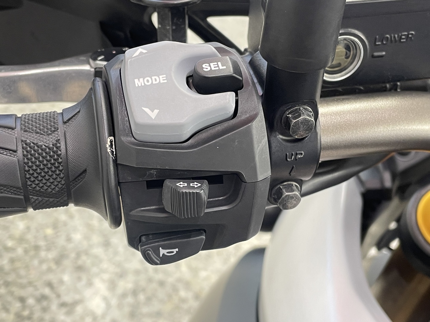 SUZUKI DL 2014