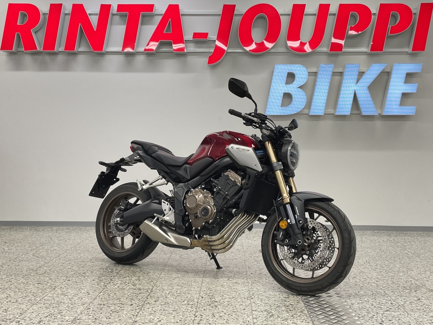 HONDA CB 2023