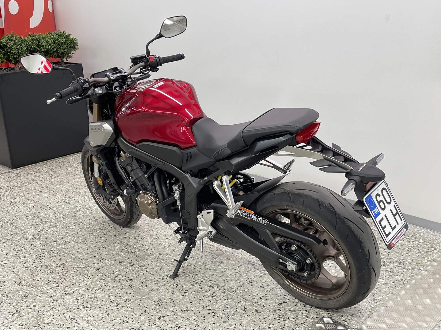 HONDA CB 2023