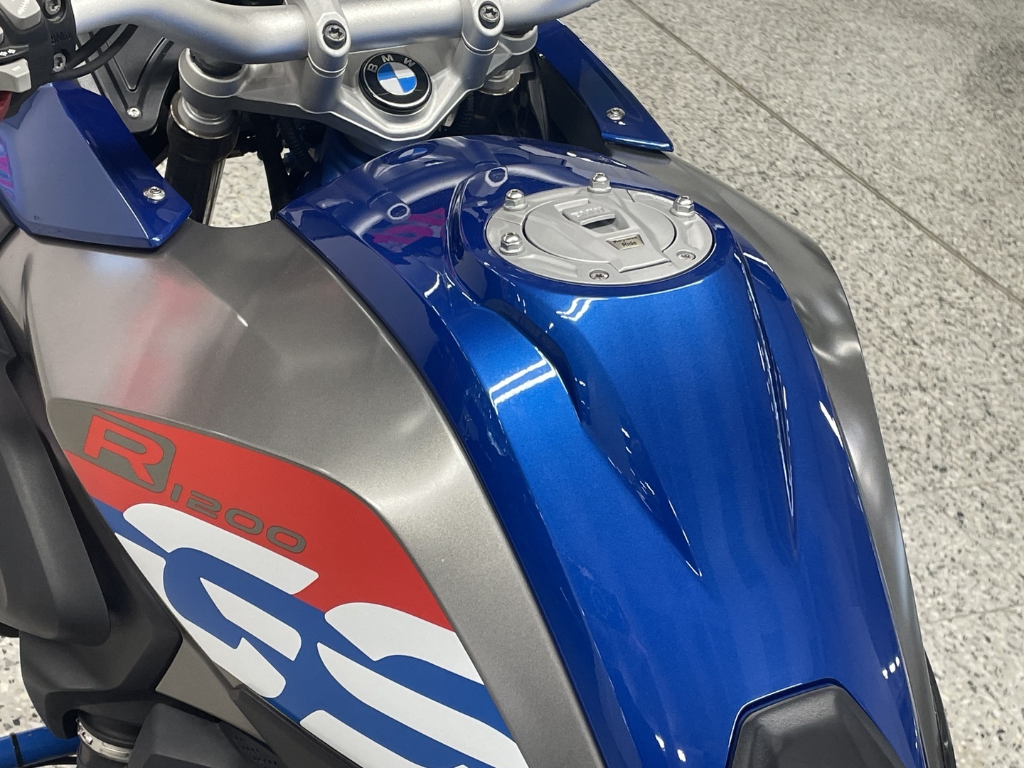 BMW R 2017