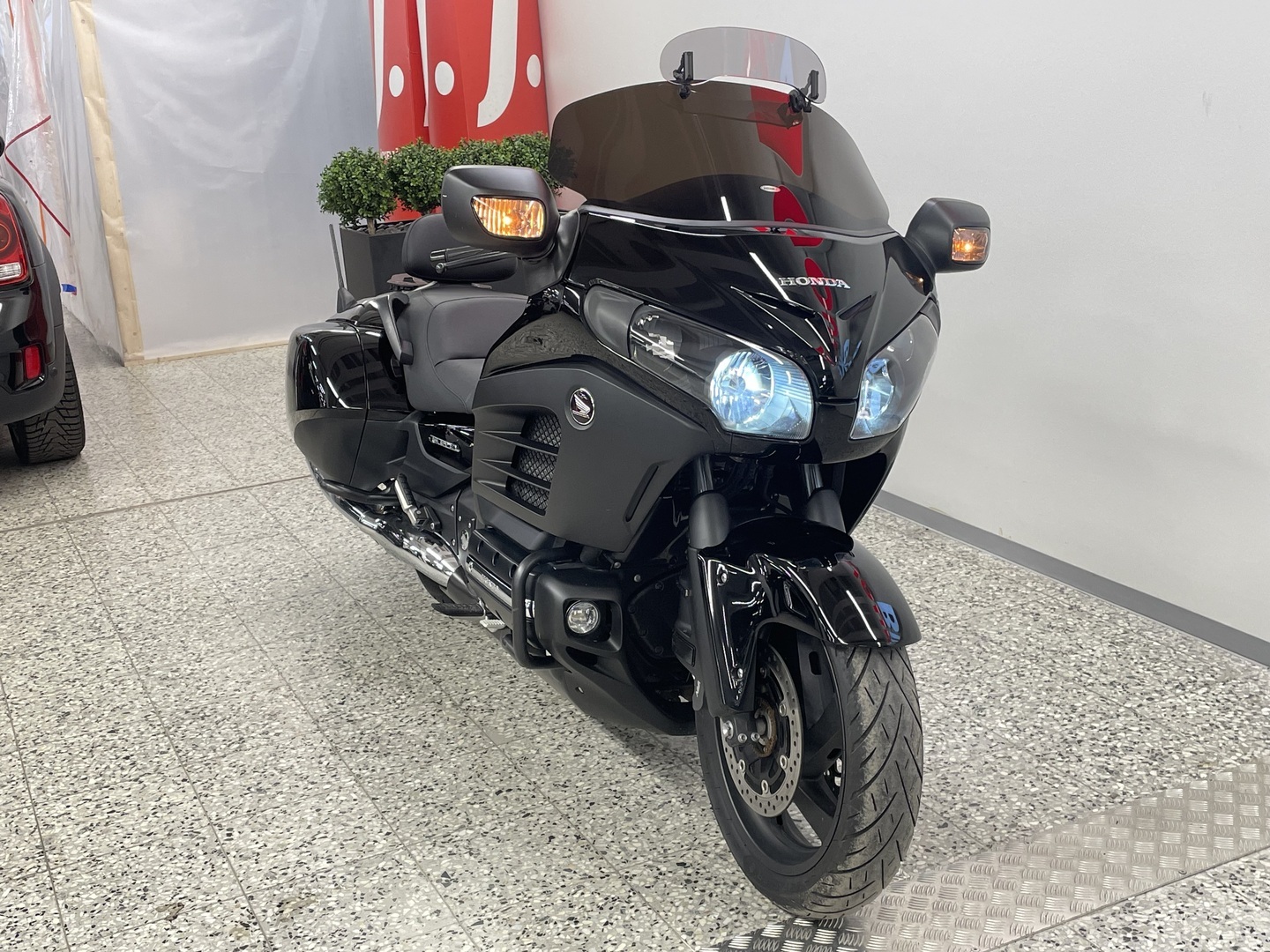 HONDA GL 2013