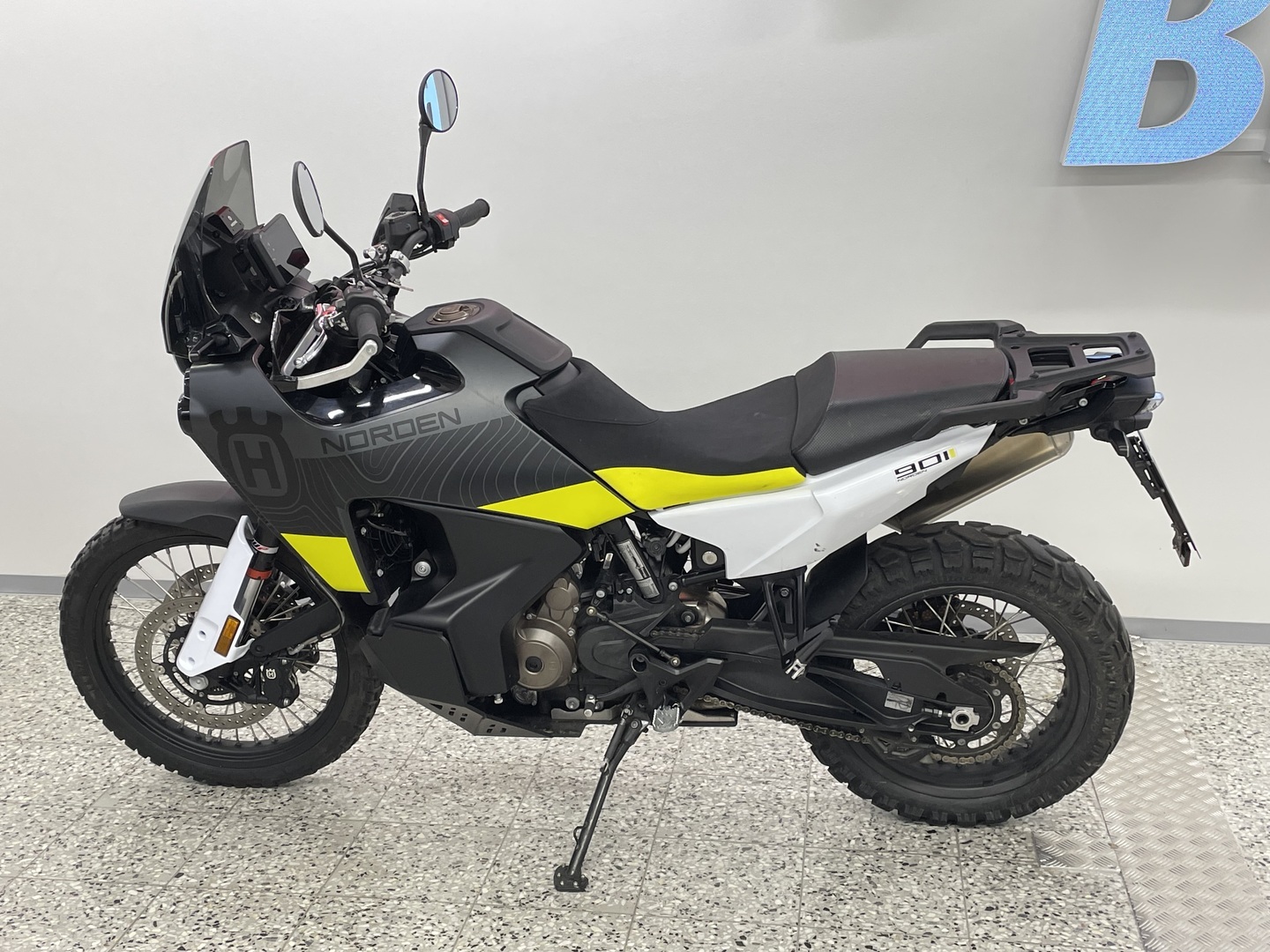 HUSQVARNA NORDEN 2022