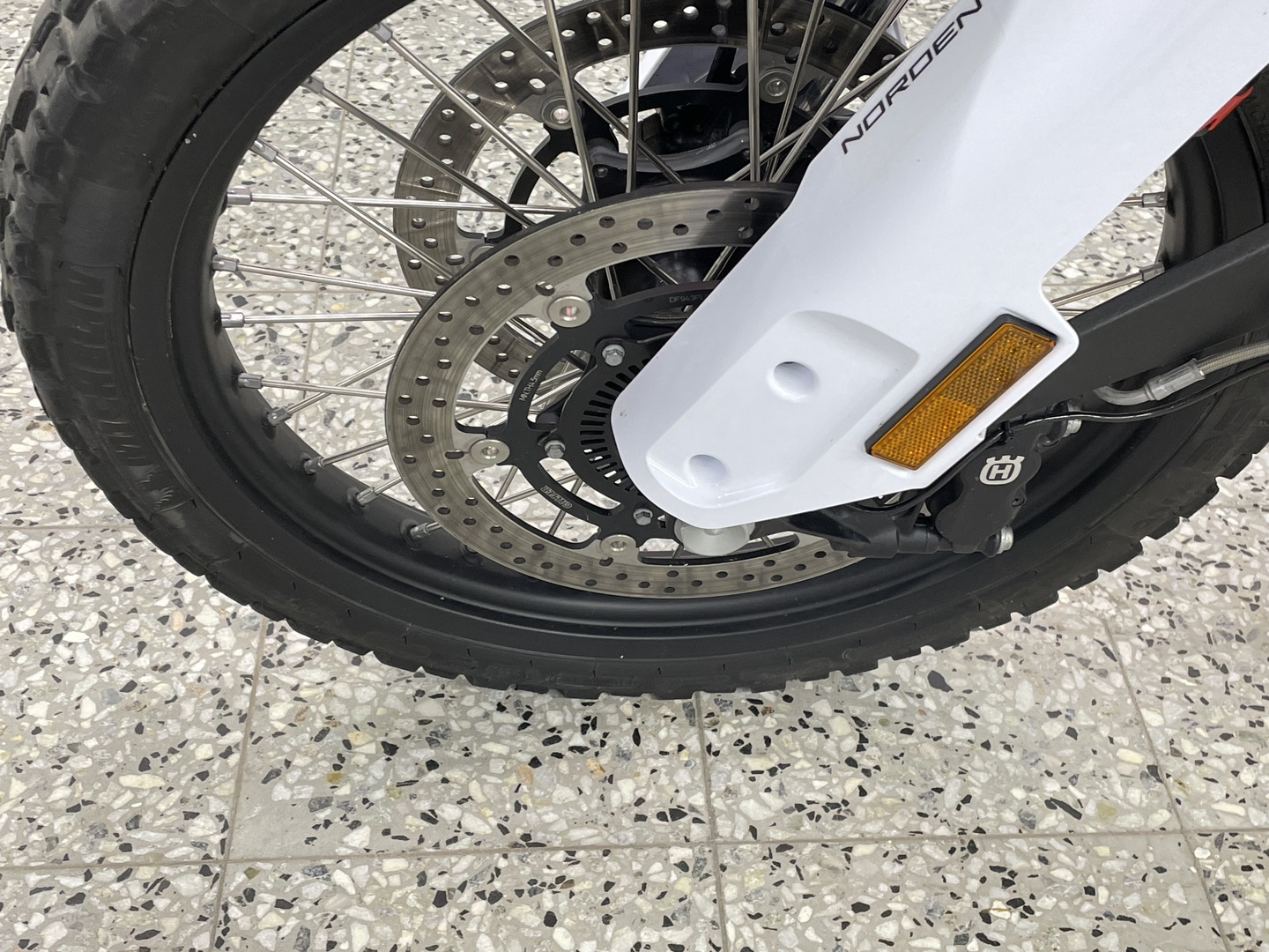 HUSQVARNA NORDEN 2022