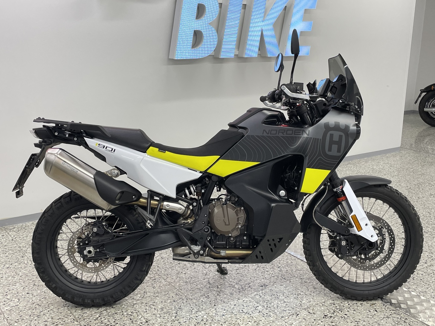 HUSQVARNA NORDEN 2022