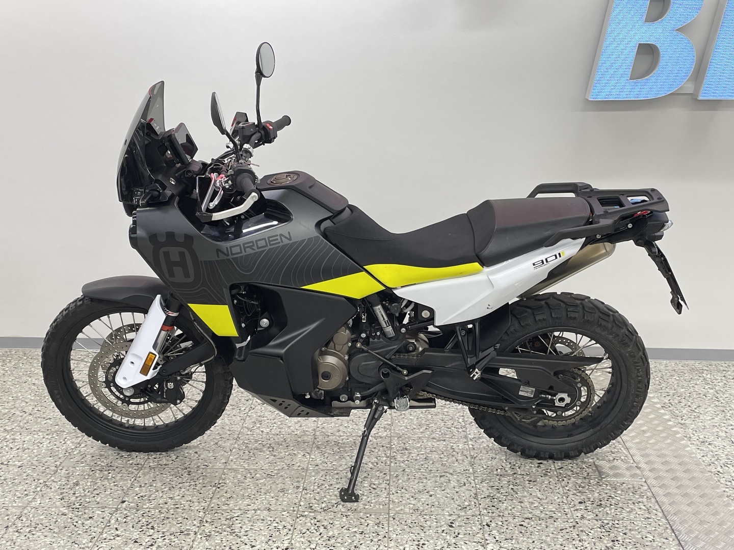 HUSQVARNA NORDEN 2022