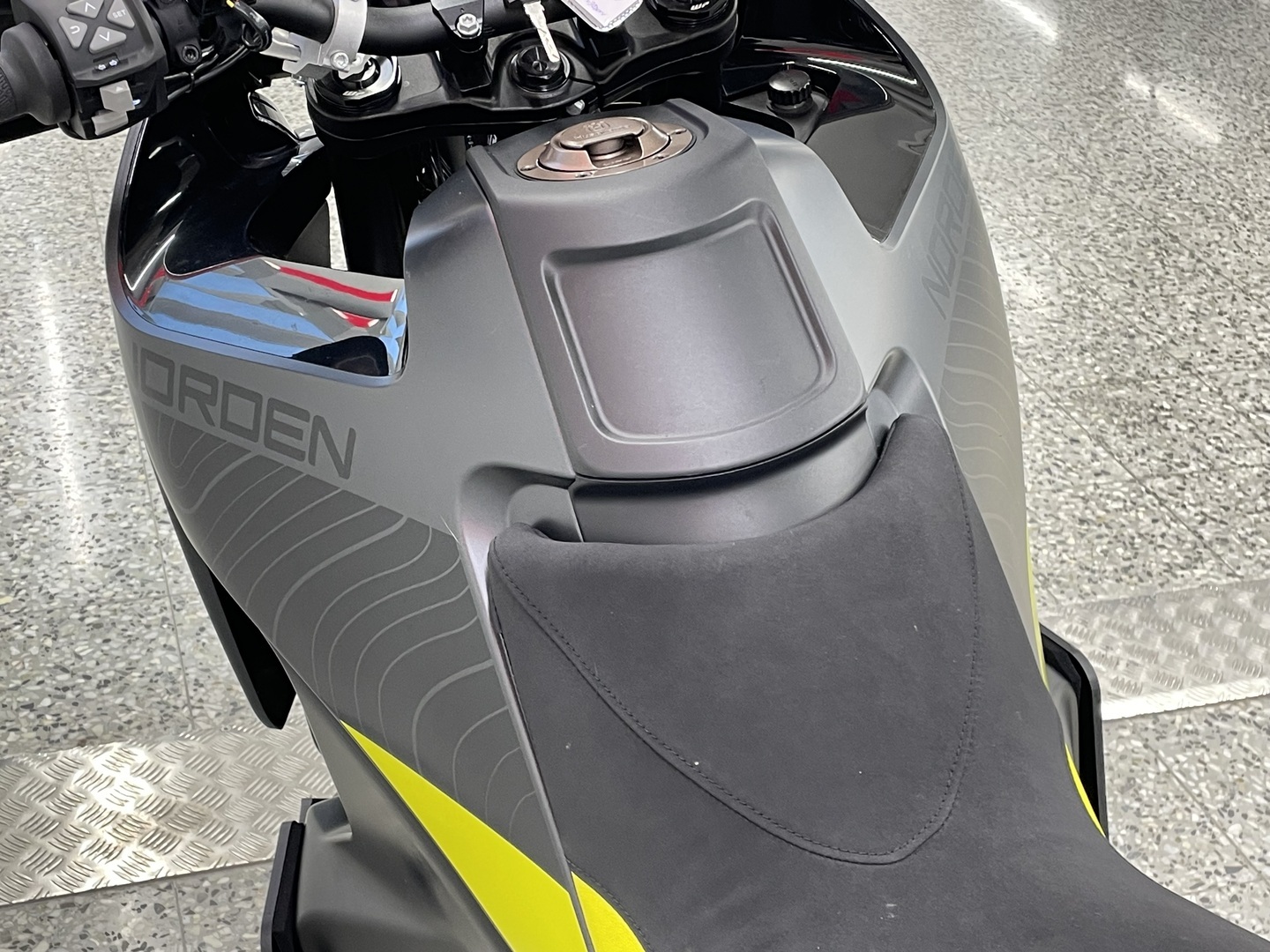 HUSQVARNA NORDEN 2022