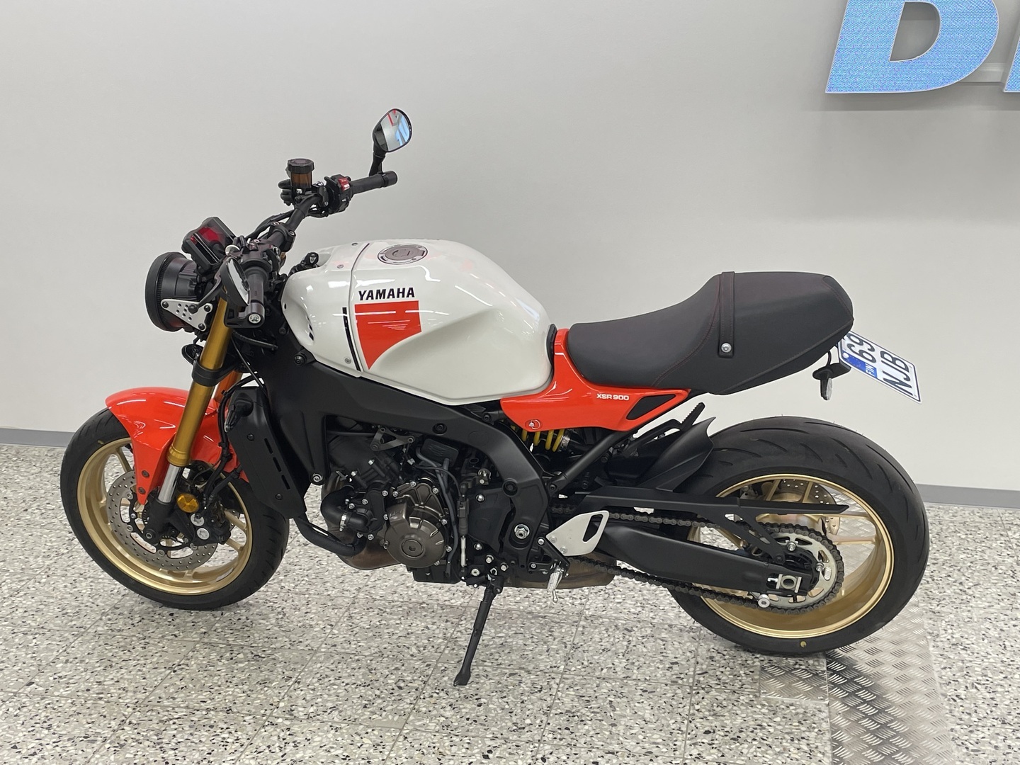 YAMAHA XSR 2024