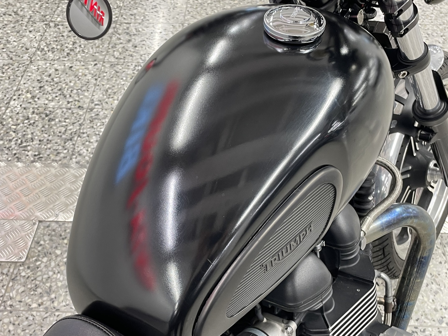 TRIUMPH Bonneville 2011