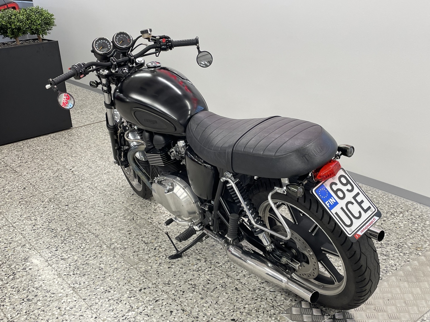 TRIUMPH Bonneville 2011