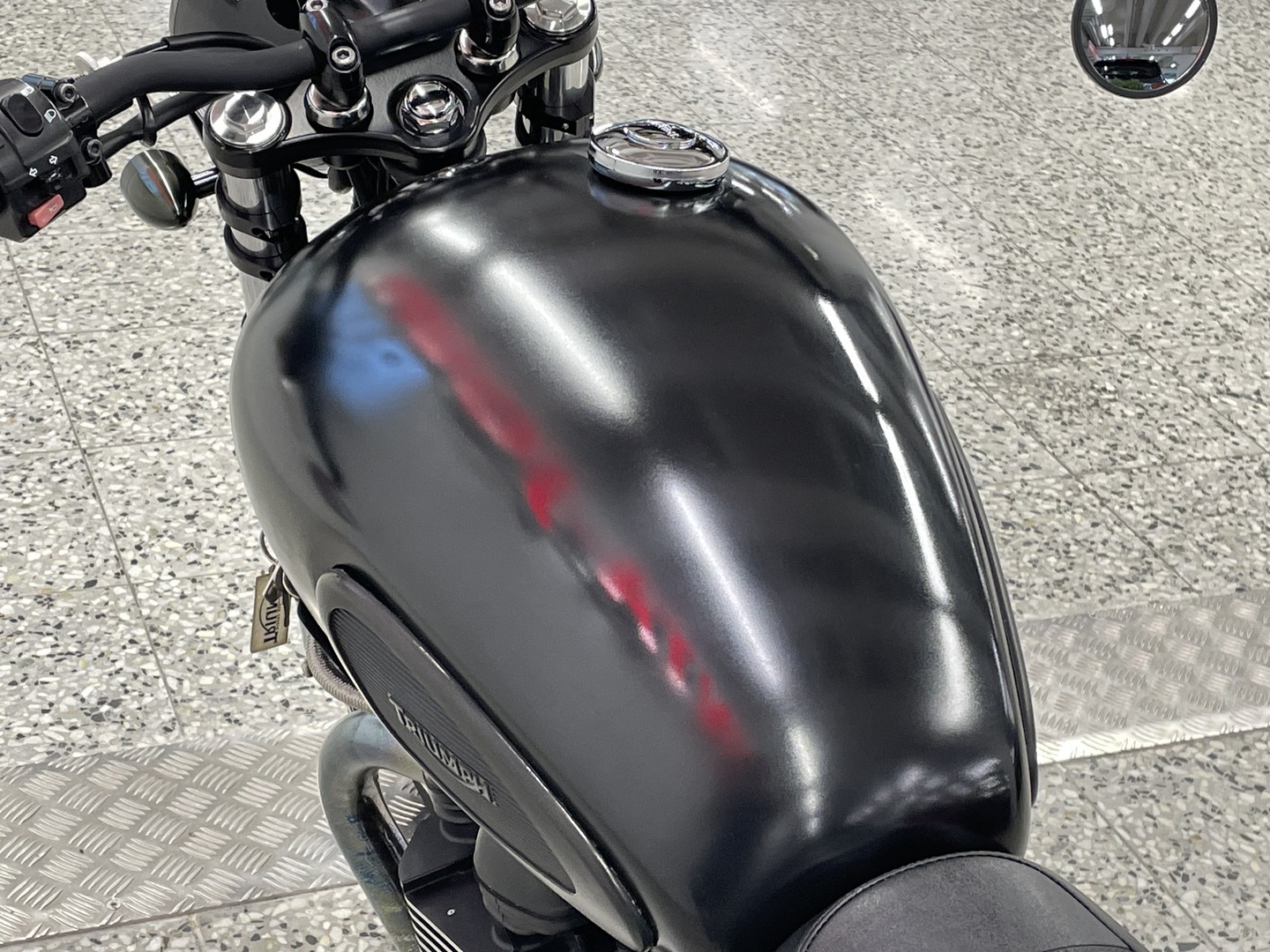 TRIUMPH Bonneville 2011