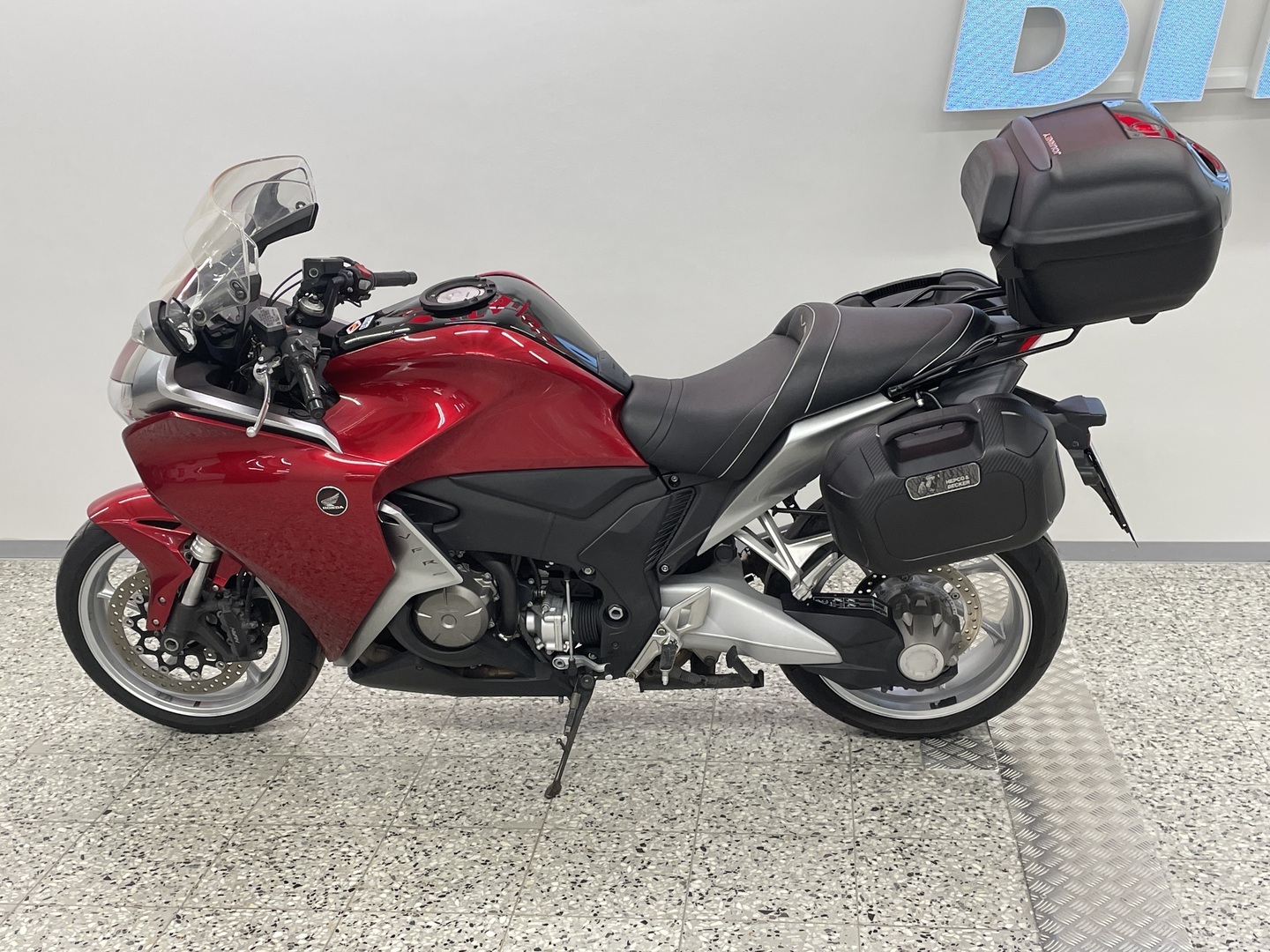 HONDA VFR 2010