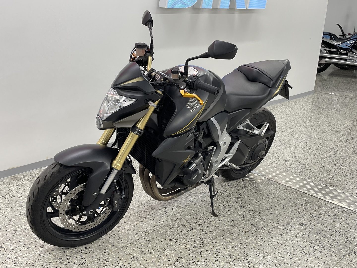 HONDA CB 2012
