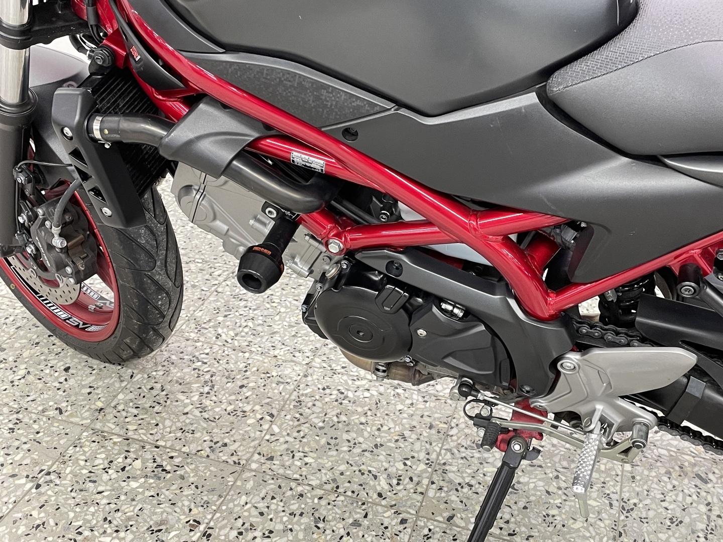 SUZUKI SV 2020