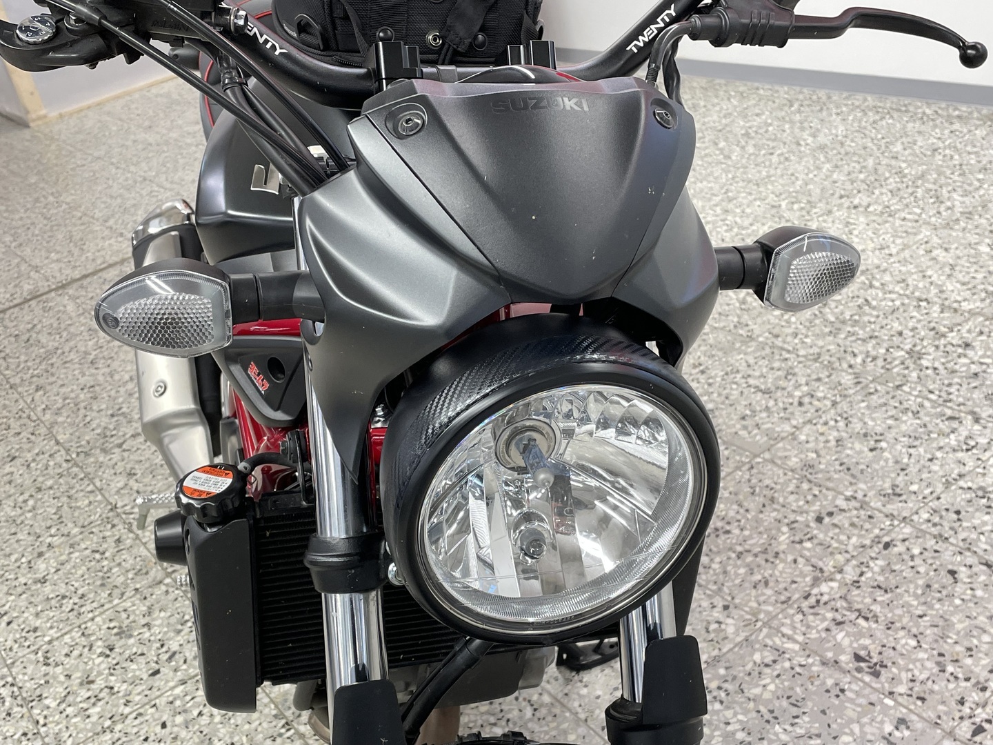 SUZUKI SV 2020