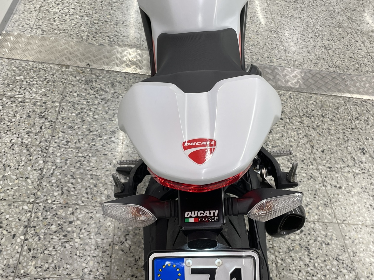 DUCATI MONSTER 2019