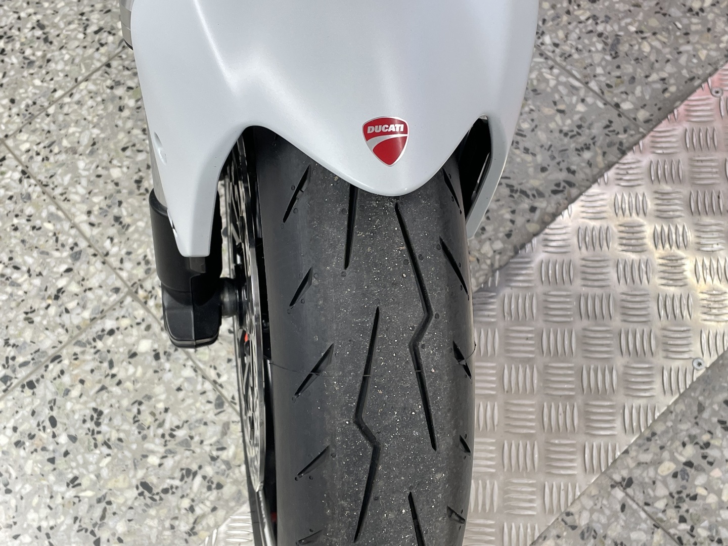 DUCATI MONSTER 2019