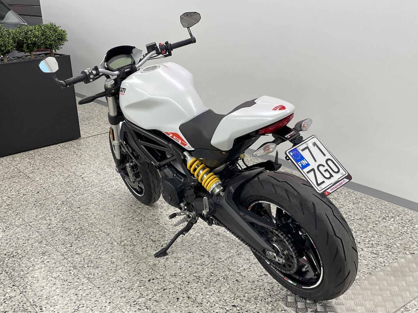 DUCATI MONSTER 2019