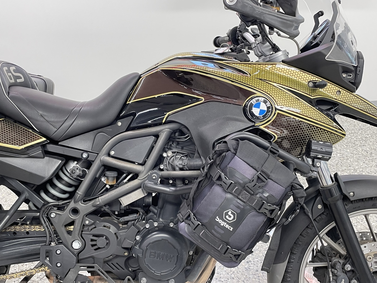 BMW F 2013