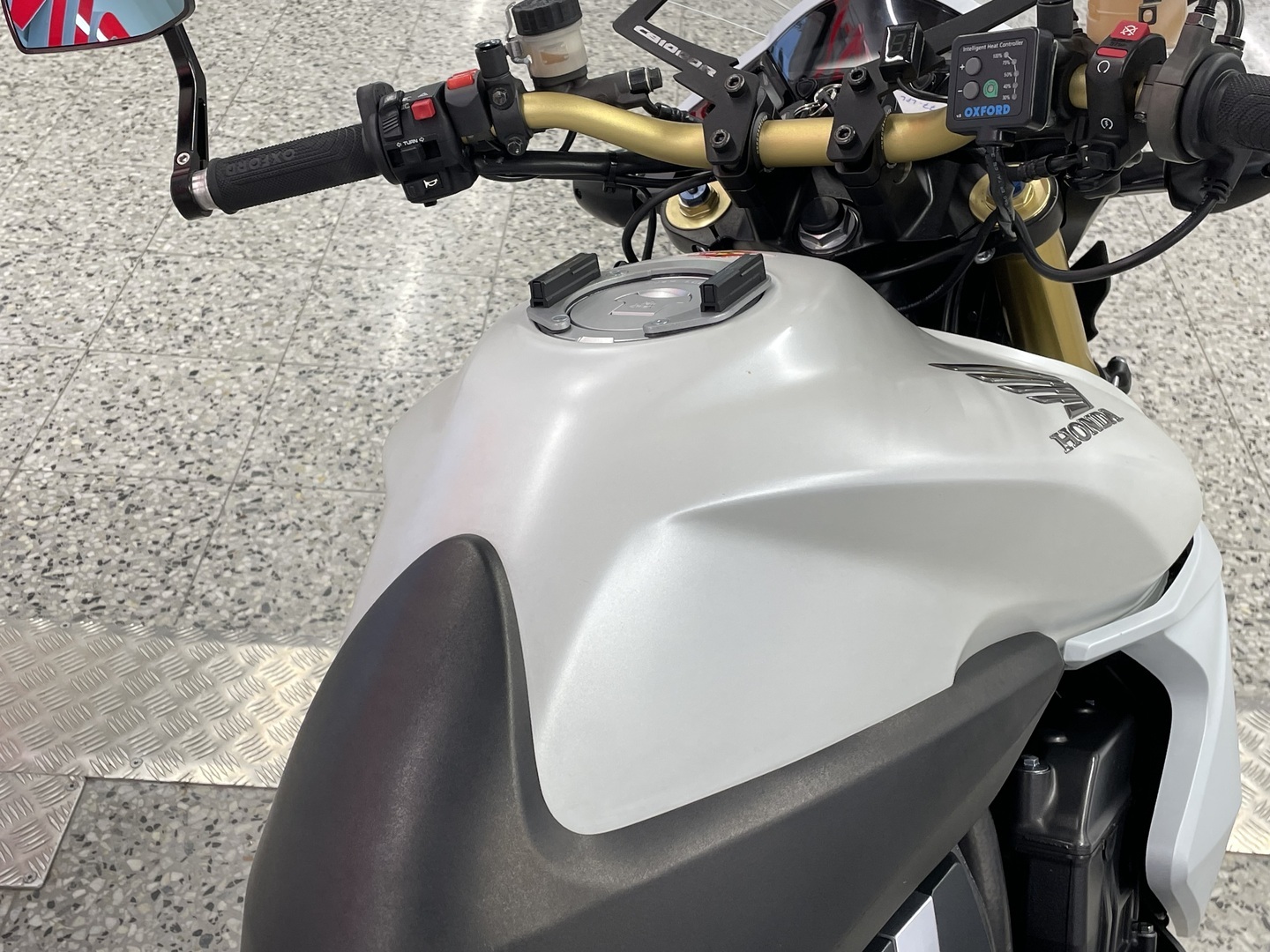 HONDA CB 2013