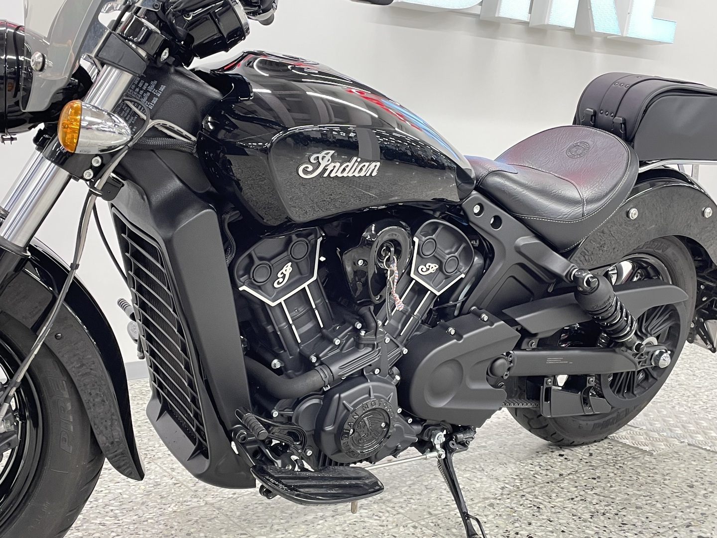 INDIAN SCOUT 2021