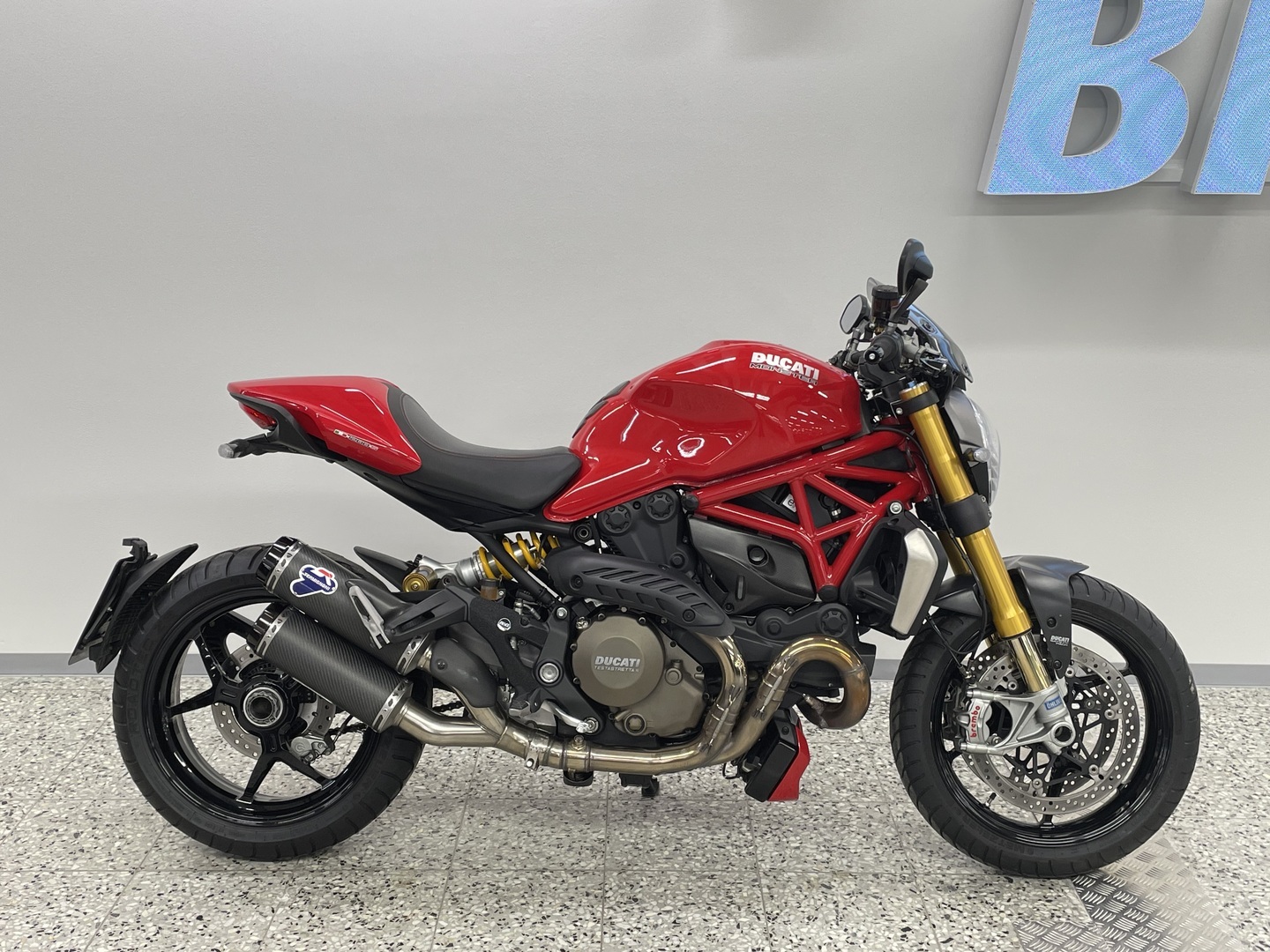DUCATI MONSTER 2015