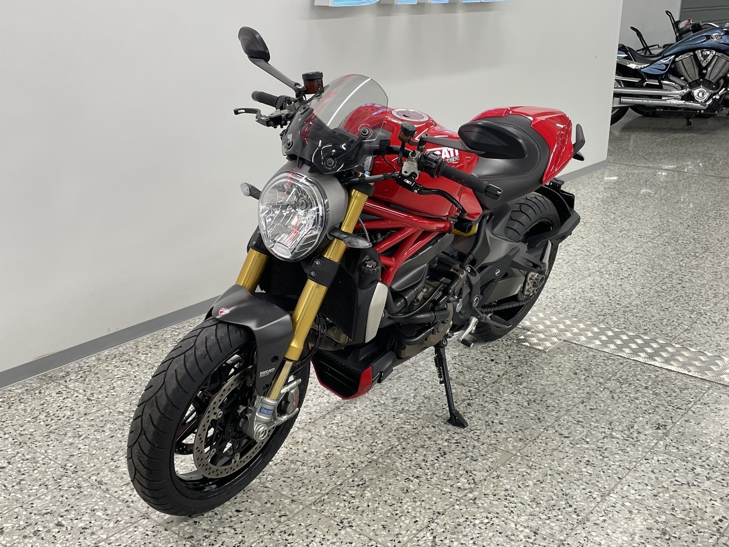 DUCATI MONSTER 2015
