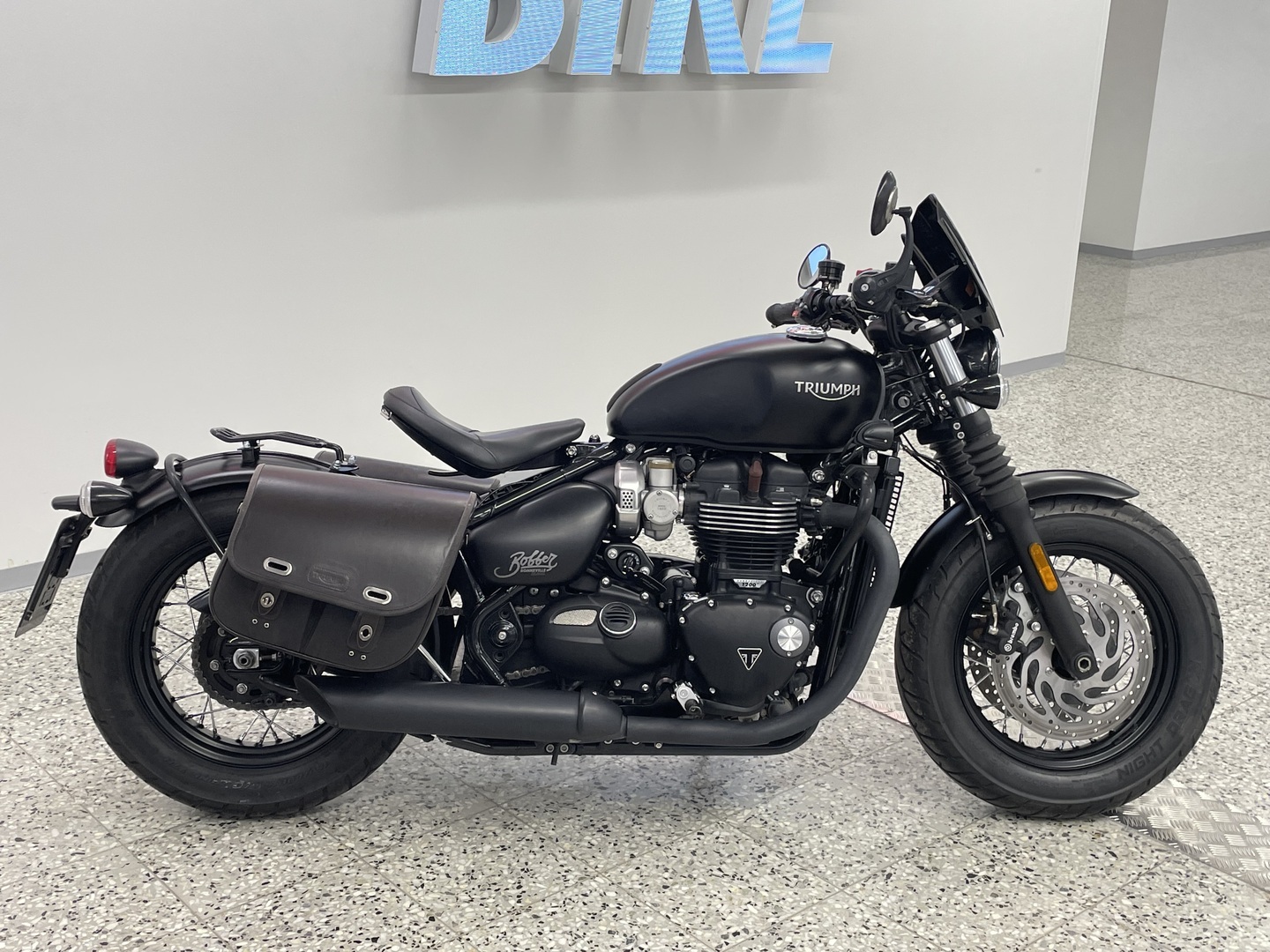 TRIUMPH BONNEVILLE 2019