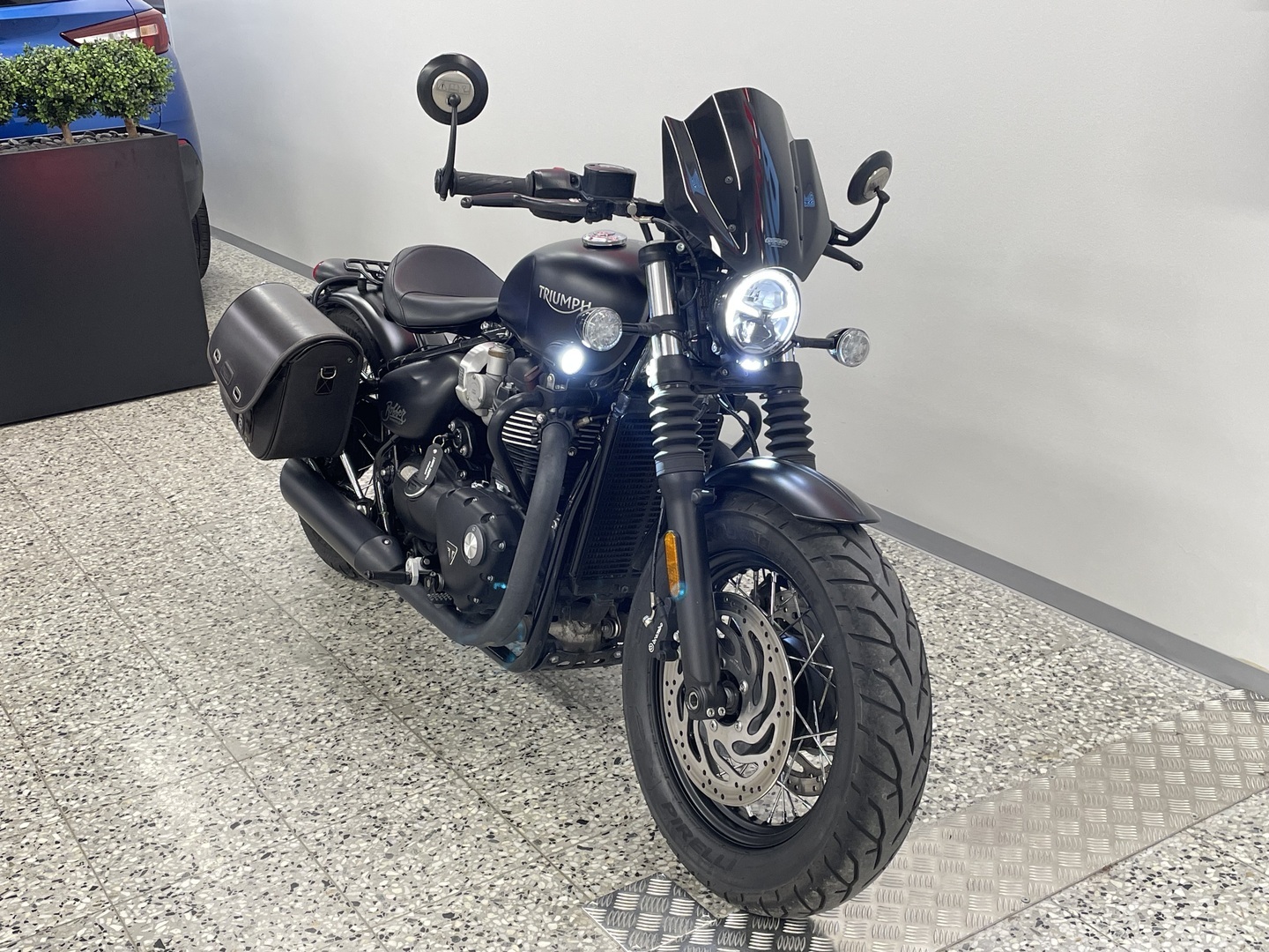 TRIUMPH BONNEVILLE 2019