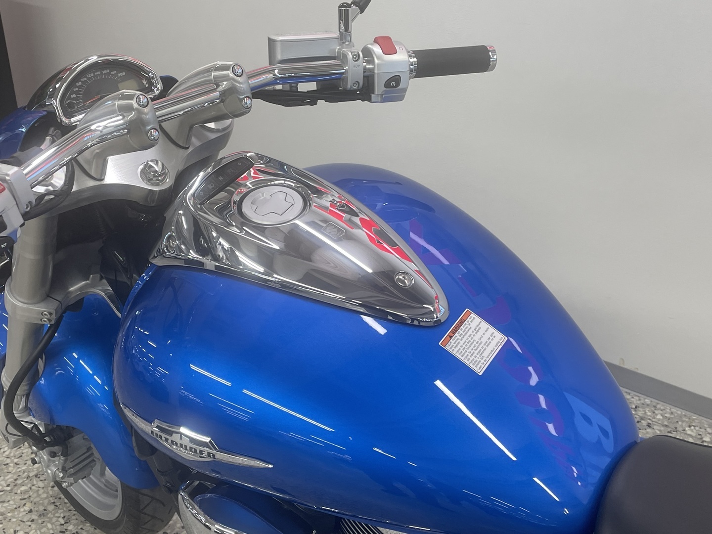 SUZUKI INTRUDER 2010