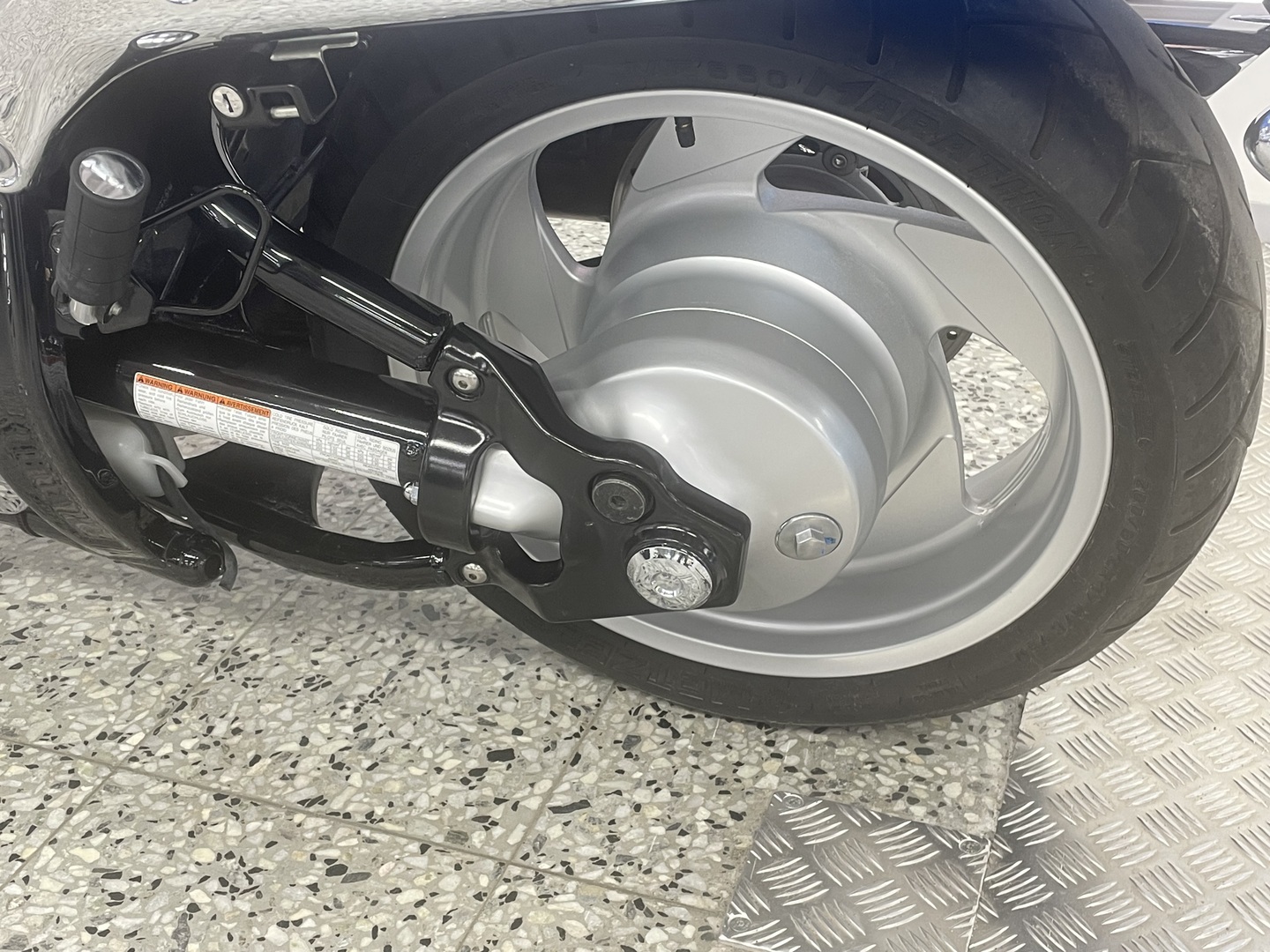 SUZUKI INTRUDER 2010