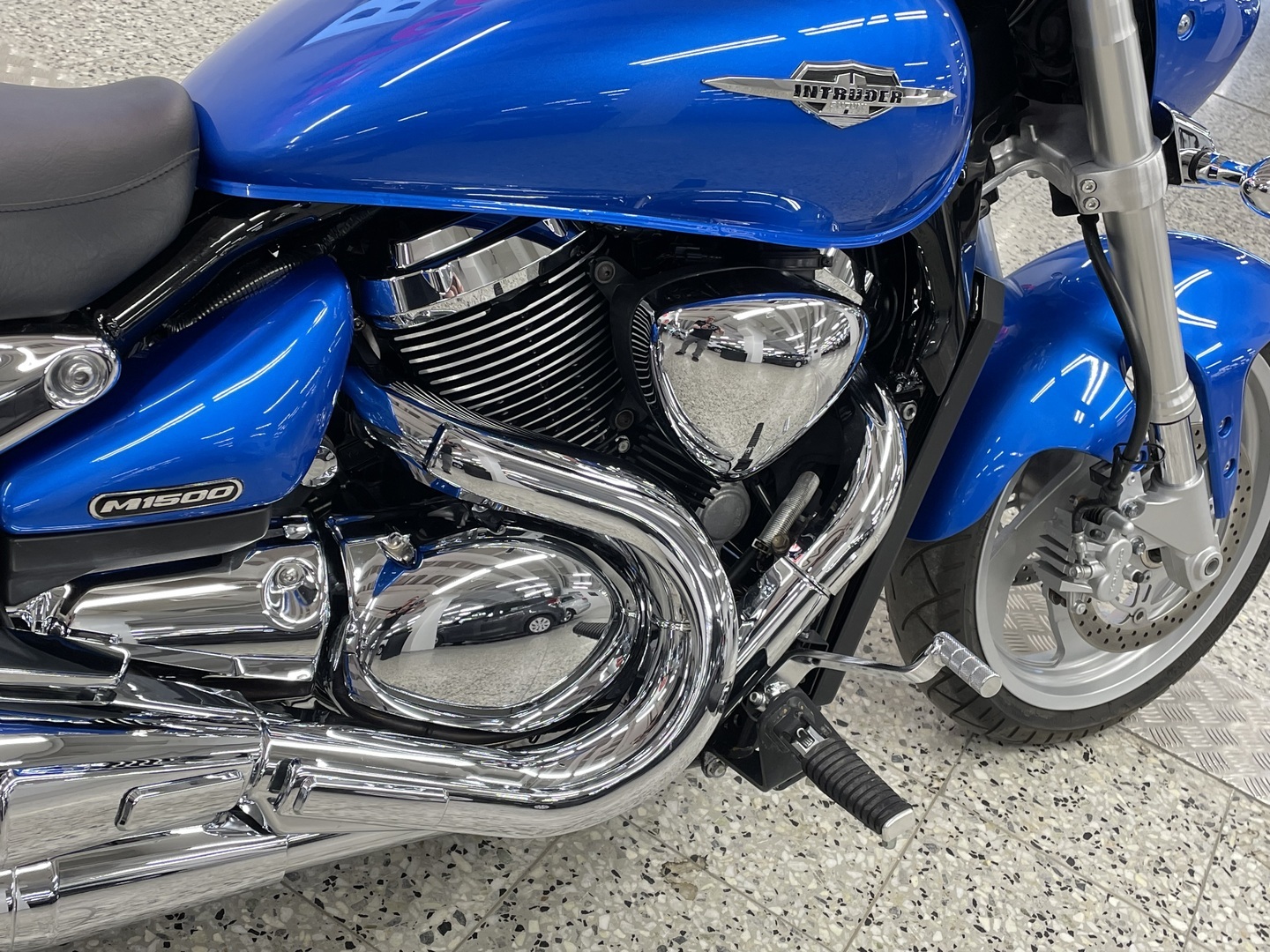 SUZUKI INTRUDER 2010