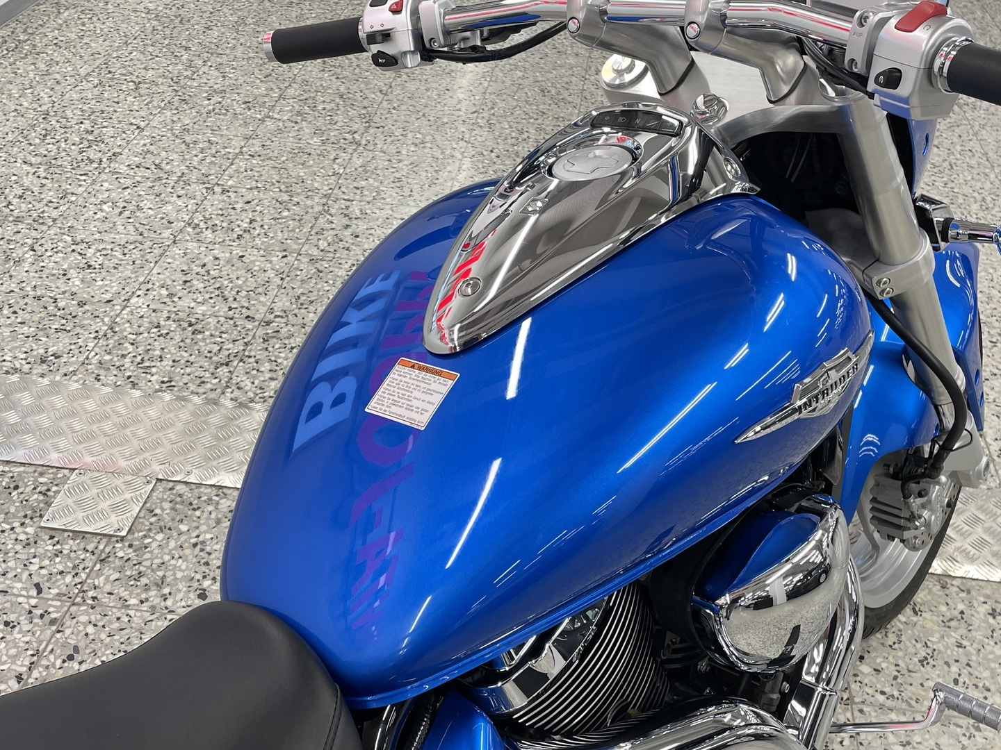 SUZUKI INTRUDER 2010