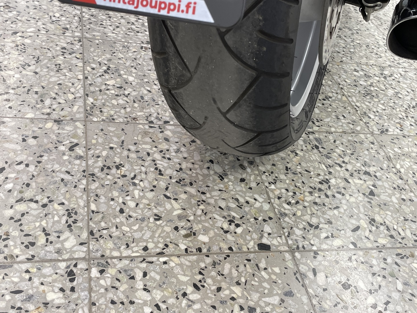 SUZUKI INTRUDER 2010