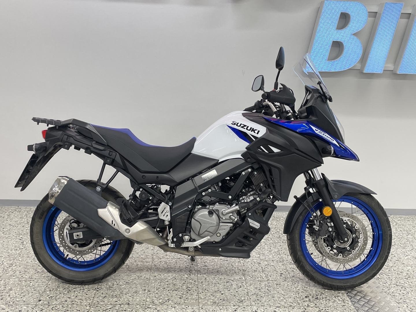 SUZUKI DL 2024