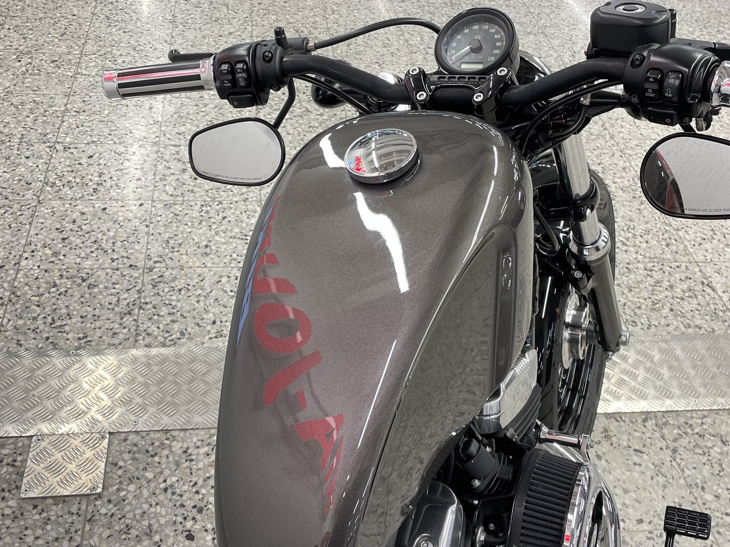 HARLEY-DAVIDSON SPORTSTER 2015