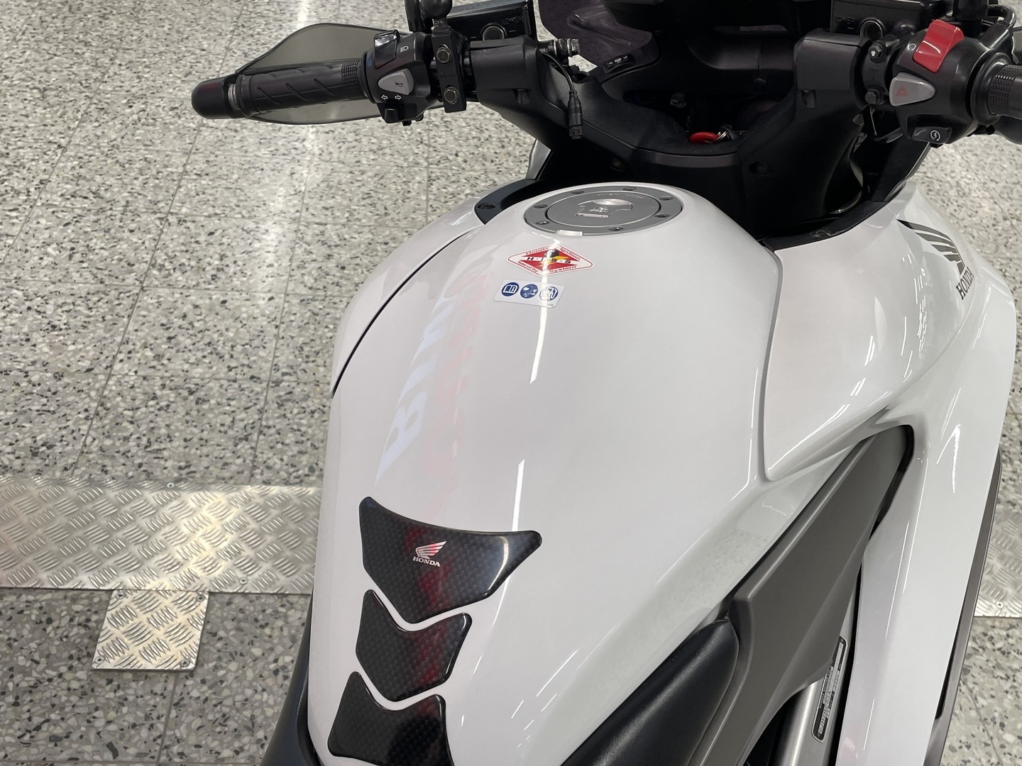 HONDA VFR 2012